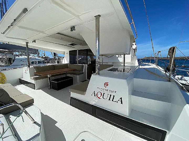 Lucia 40 - 