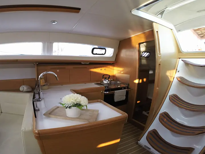 Sun Odyssey 42DS - 