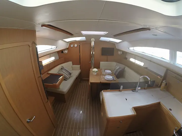 Sun Odyssey 42DS - 