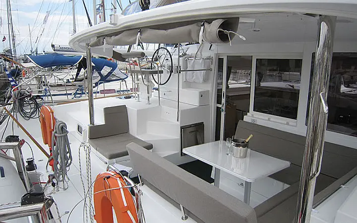 Lagoon 400 - 