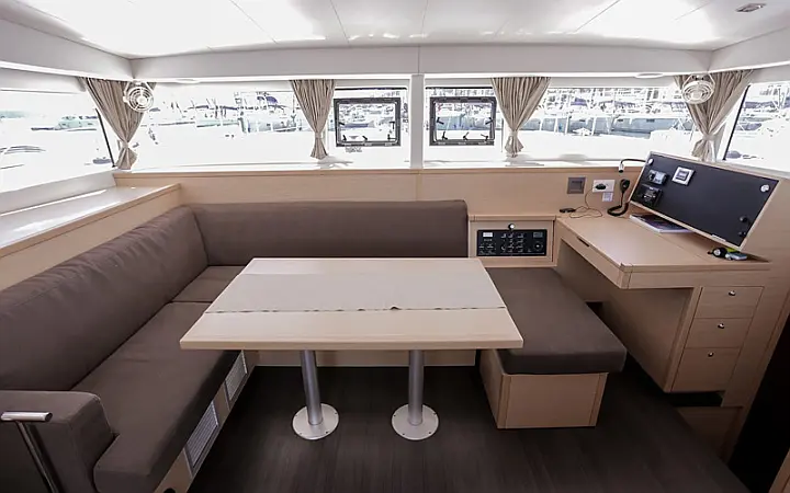 Lagoon 400 - 