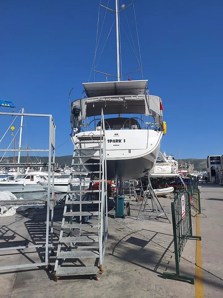 Bavaria Cruiser 40 - 