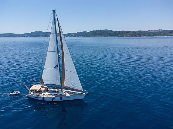 Sun Odyssey 51