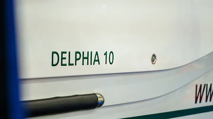 Delphia 10 Sedan - 