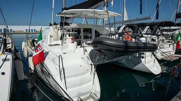 Lagoon 380 - 