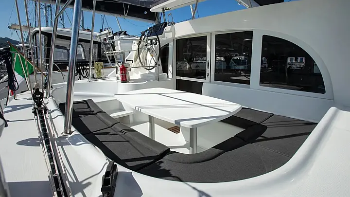Lagoon 380 - 