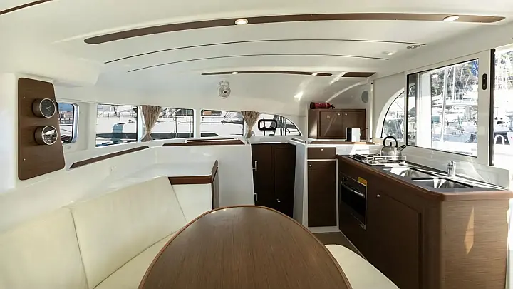 Lagoon 380 - 