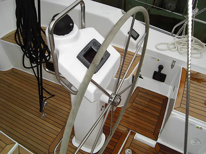 Hanse 320 - 