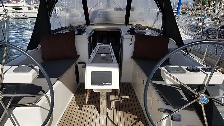 Dufour 360 2 Cabin - 