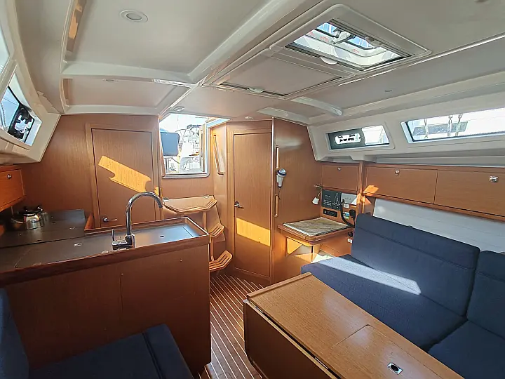 Bavaria Cruiser 34 - 