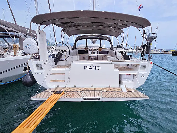 Dufour 470 Grand Large - External image