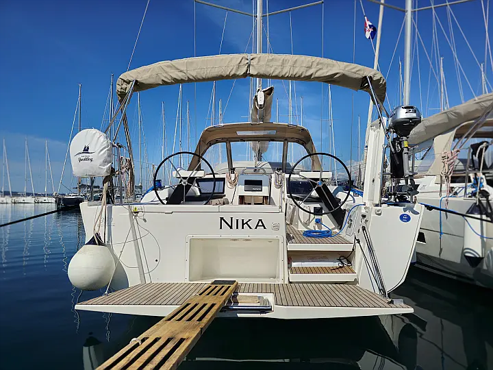 Dufour 390 Grand Large - External image