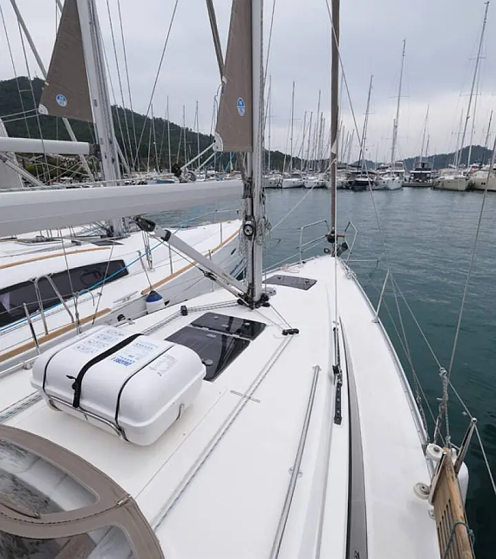 Bavaria 33 Cruiser - 