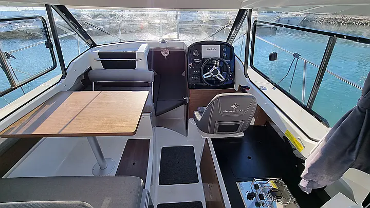 Merry Fisher 795 - 