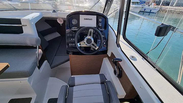 Merry Fisher 795 - 