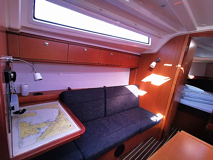 Bavaria Cruiser 37 - 