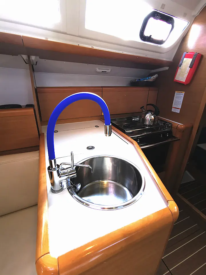 Sun Odyssey 33i - 