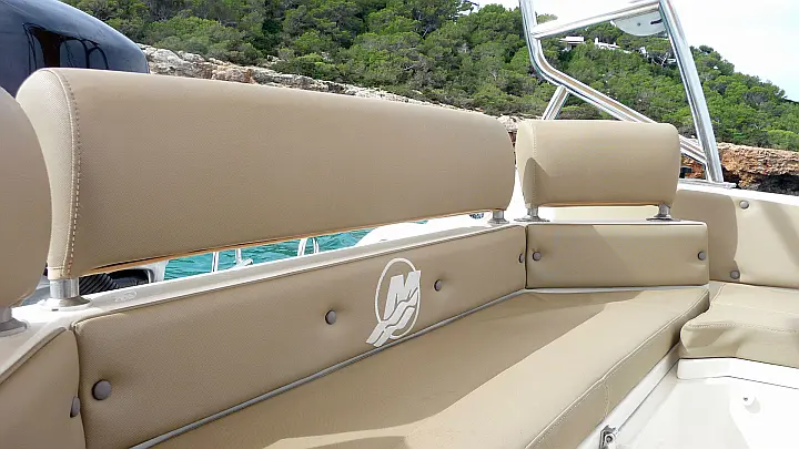 Blackfin Elegance 8 - 