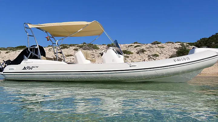 Blackfin Elegance 8 - 