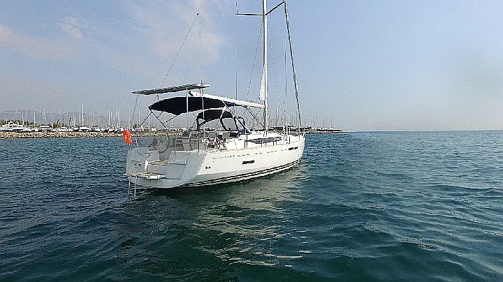 Sun Odyssey 439 - 