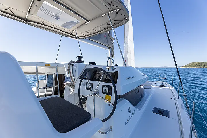 Lagoon 38 - 