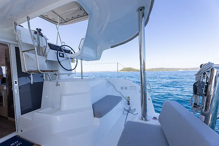Lagoon 38 - 