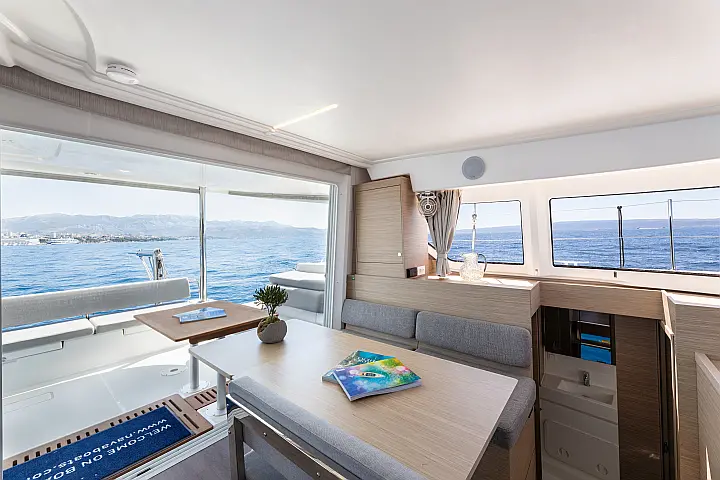 Lagoon 38 - 