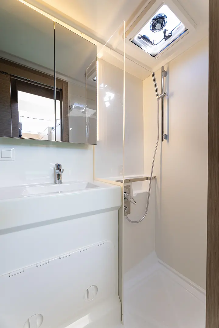 Lagoon 38 - 