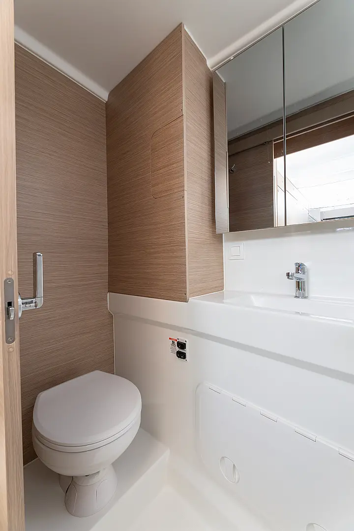 Lagoon 38 - 