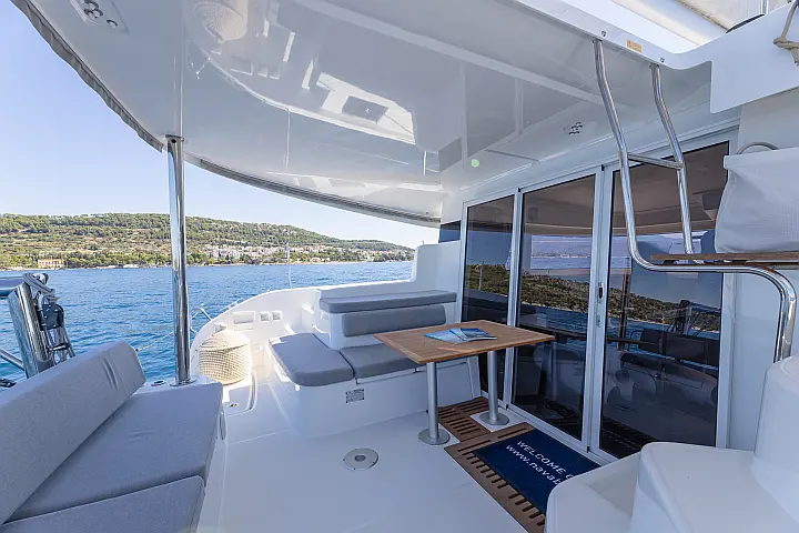 Lagoon 38 - 