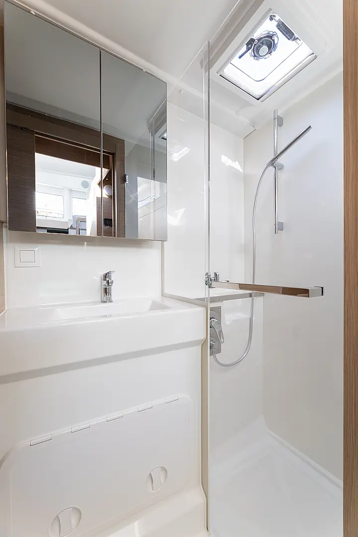 Lagoon 38 - 