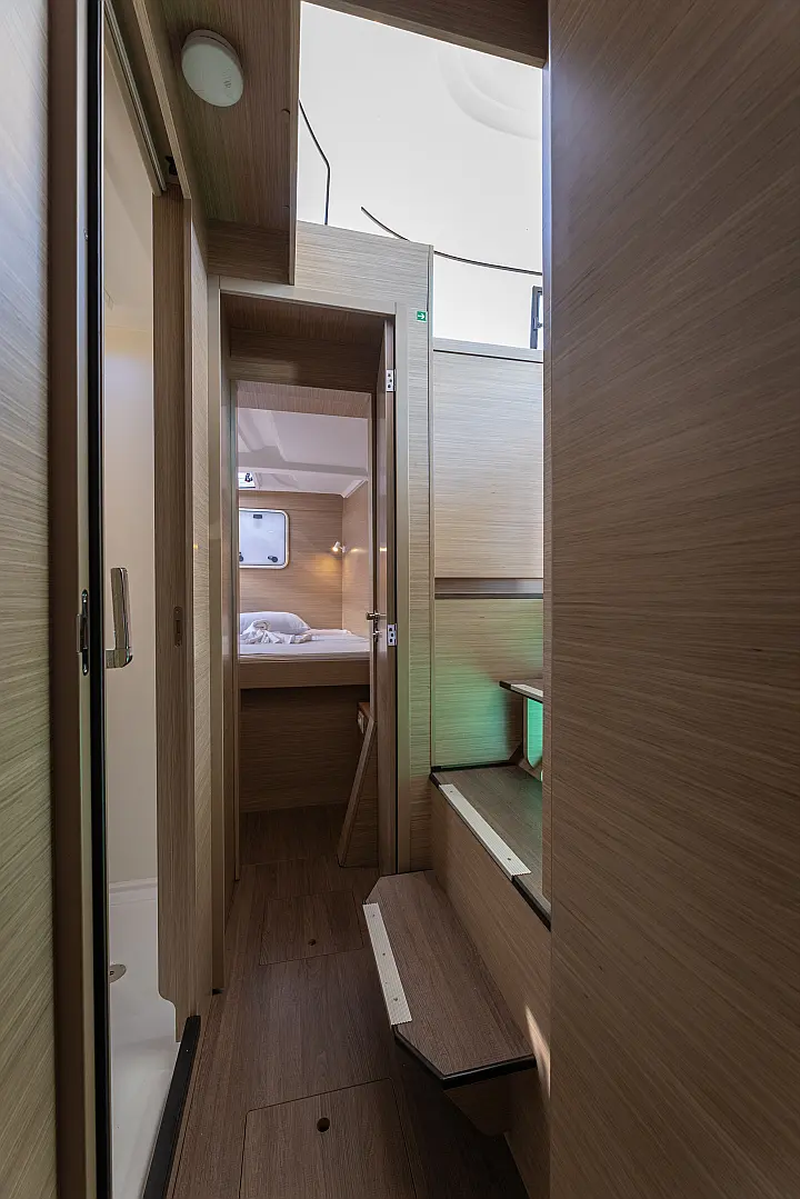 Lagoon 38 - 