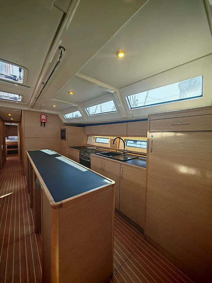 D&D Kufner 56 - 5 cab - 