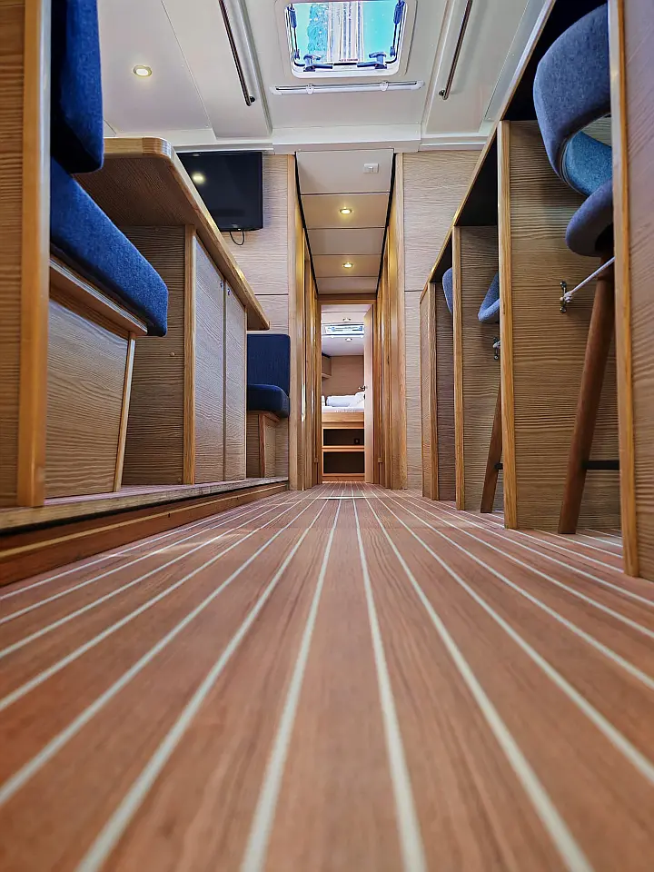 D&D Kufner 56 - 5 cab - 