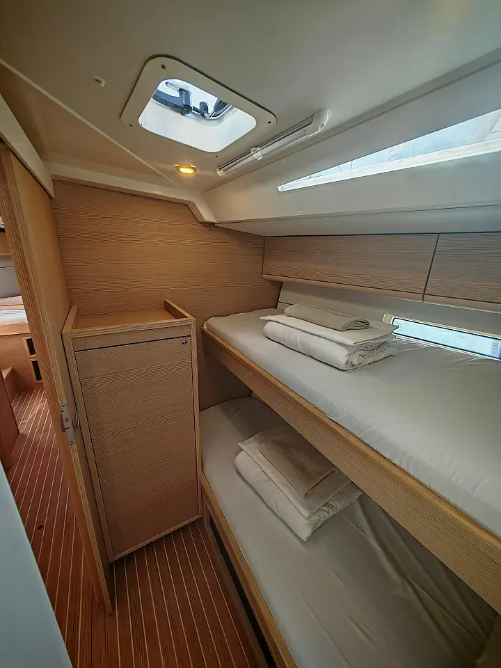 D&D Kufner 56 - 5 cab - 