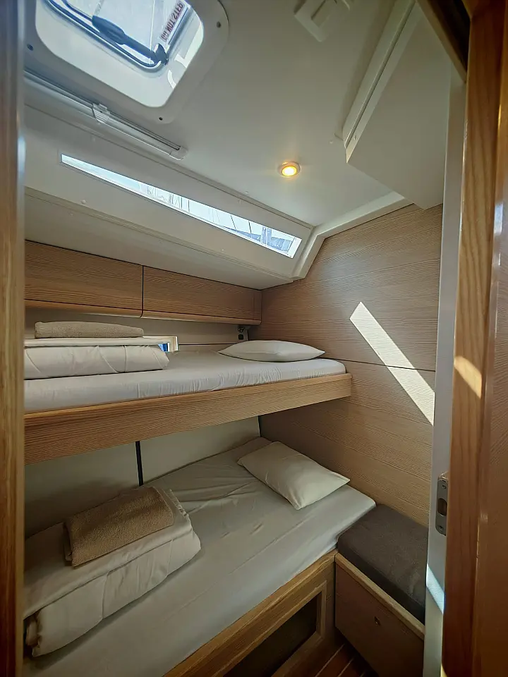 D&D Kufner 56 - 5 cab - 