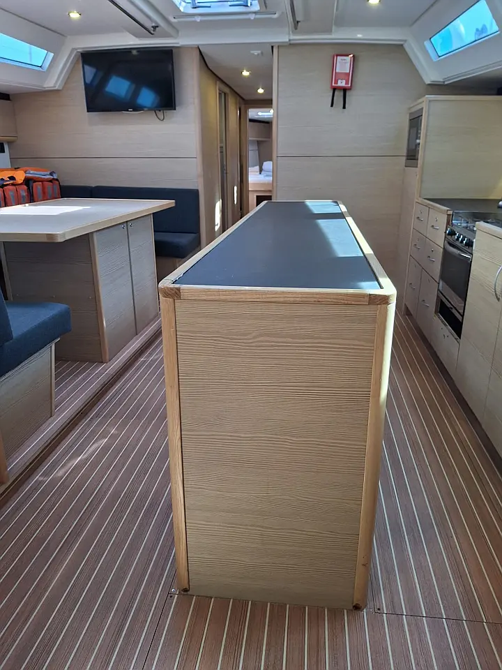 D&D Kufner 56 - 5 cab - 