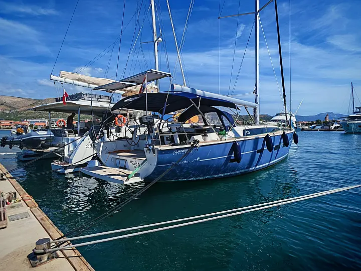 D&D Kufner 56 - 5 cab - 