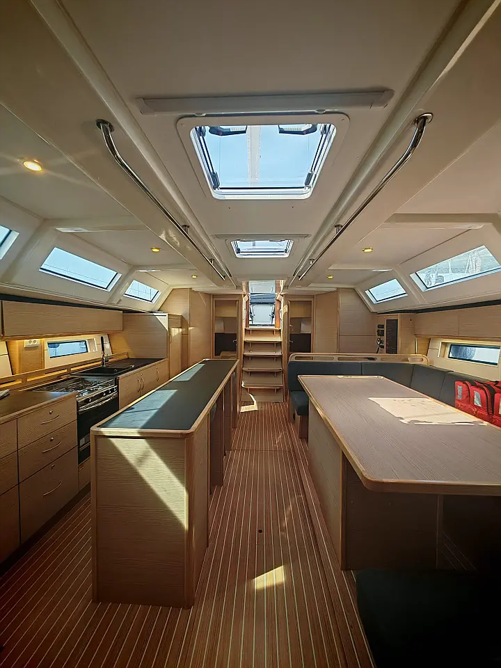 D&D Kufner 56 - 5 cab - 