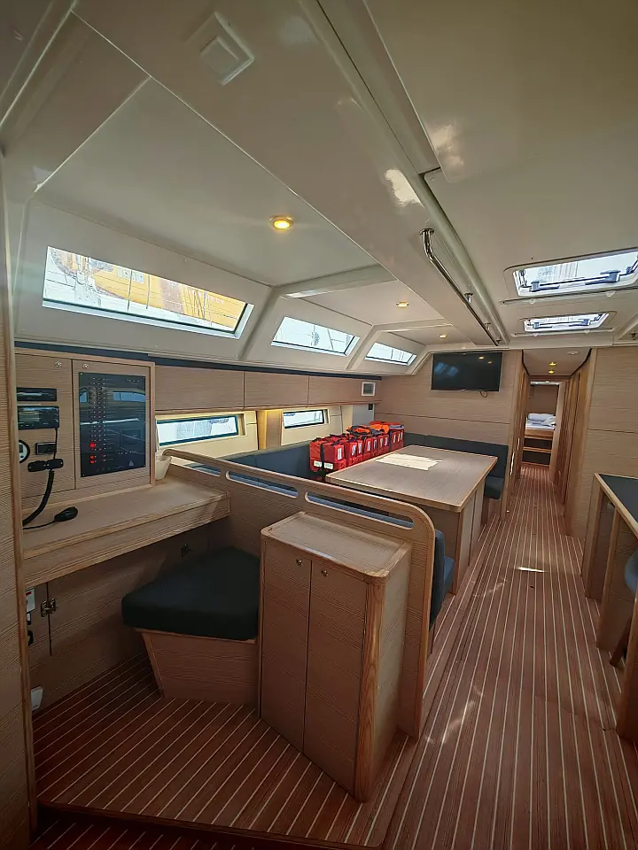 D&D Kufner 56 - 5 cab - 