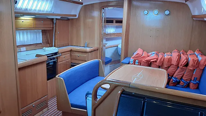 Bavaria 42 Cruiser - 