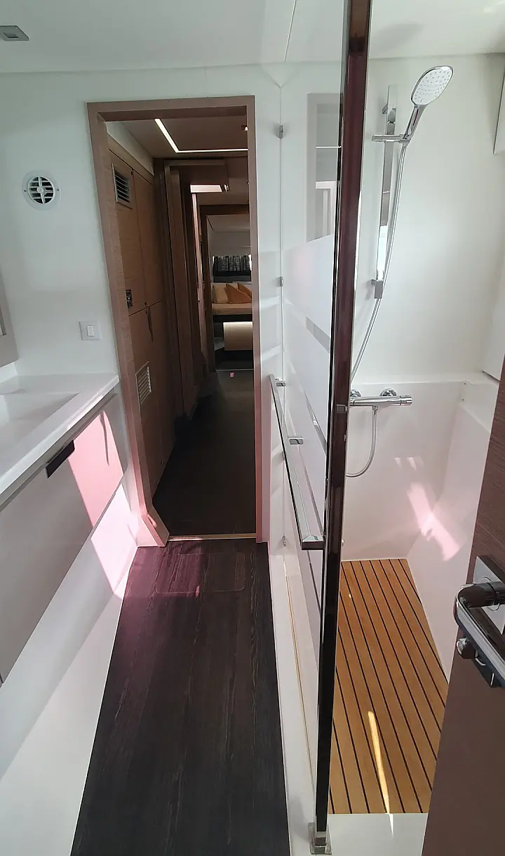 Elba 45 Owner Version - 