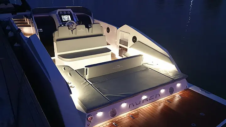 Aurea 30 'Cabin Dream Daycruiser - 