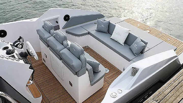 Aurea 30 'Cabin Dream Daycruiser - 