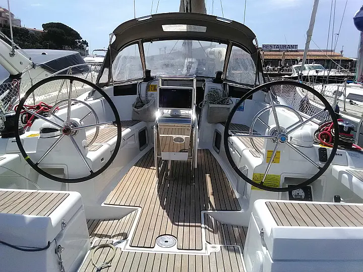 Sun Odyssey 419 - 