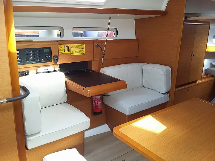 Sun Odyssey 419 - 