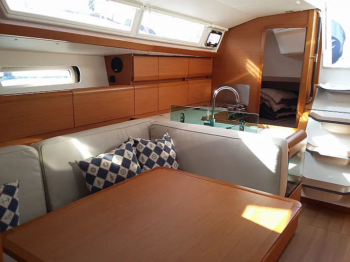 Sun Odyssey 419 - 