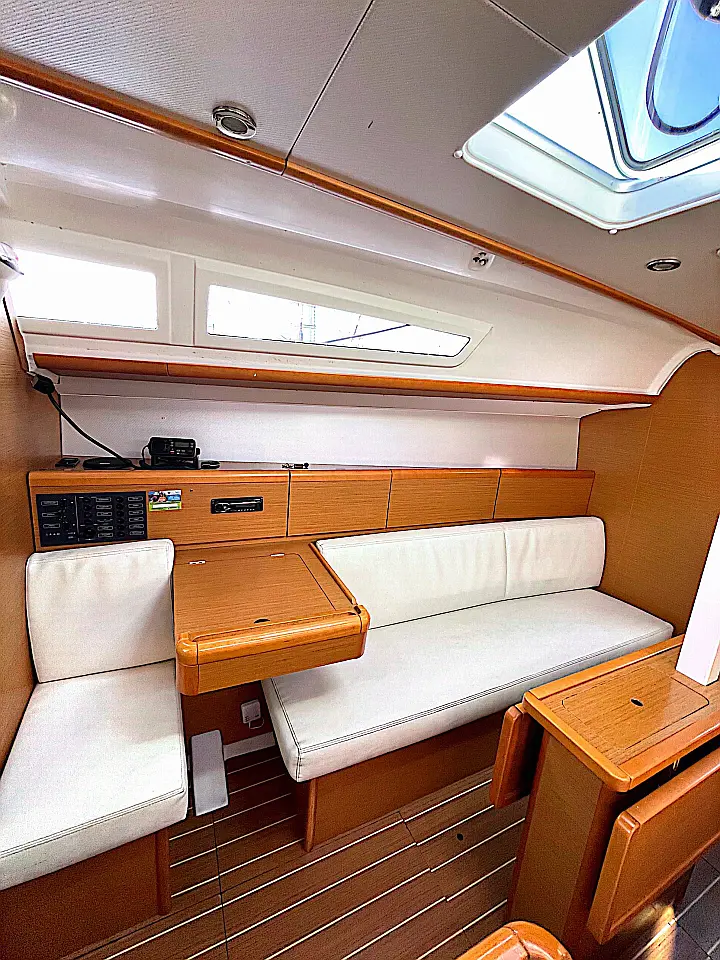 Sun Odyssey 33i - 