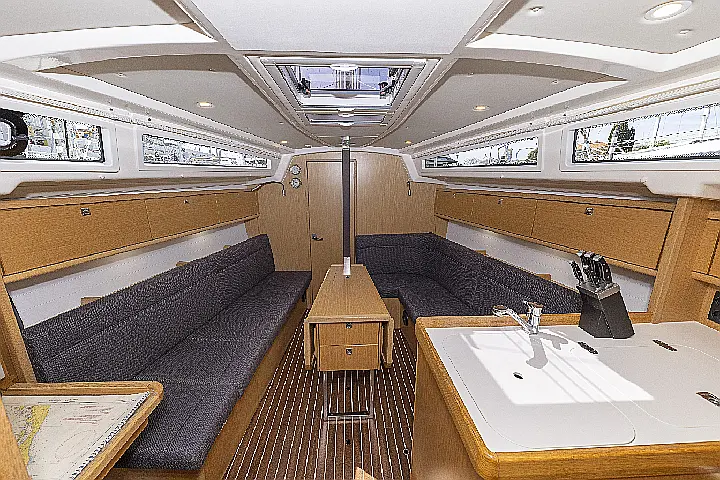 Bavaria Cruiser 34 Style - 