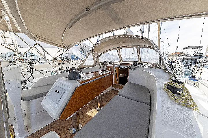 Bavaria Cruiser 34 Style - 